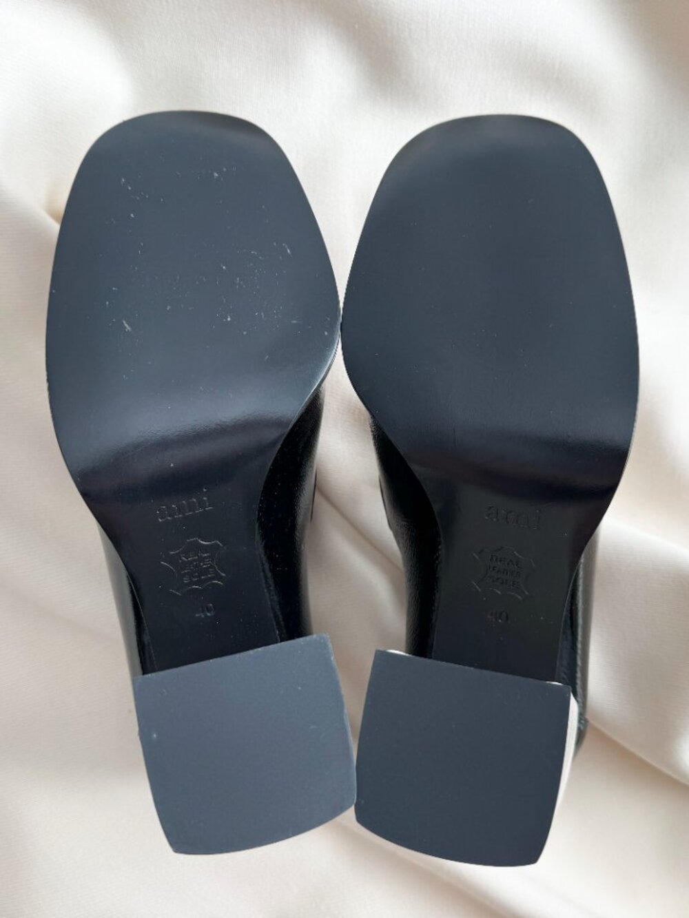 Ami Paris High Heel Patent Loafers in Black/Ivory, size 40 (fits 9) - Picture 5 of 5